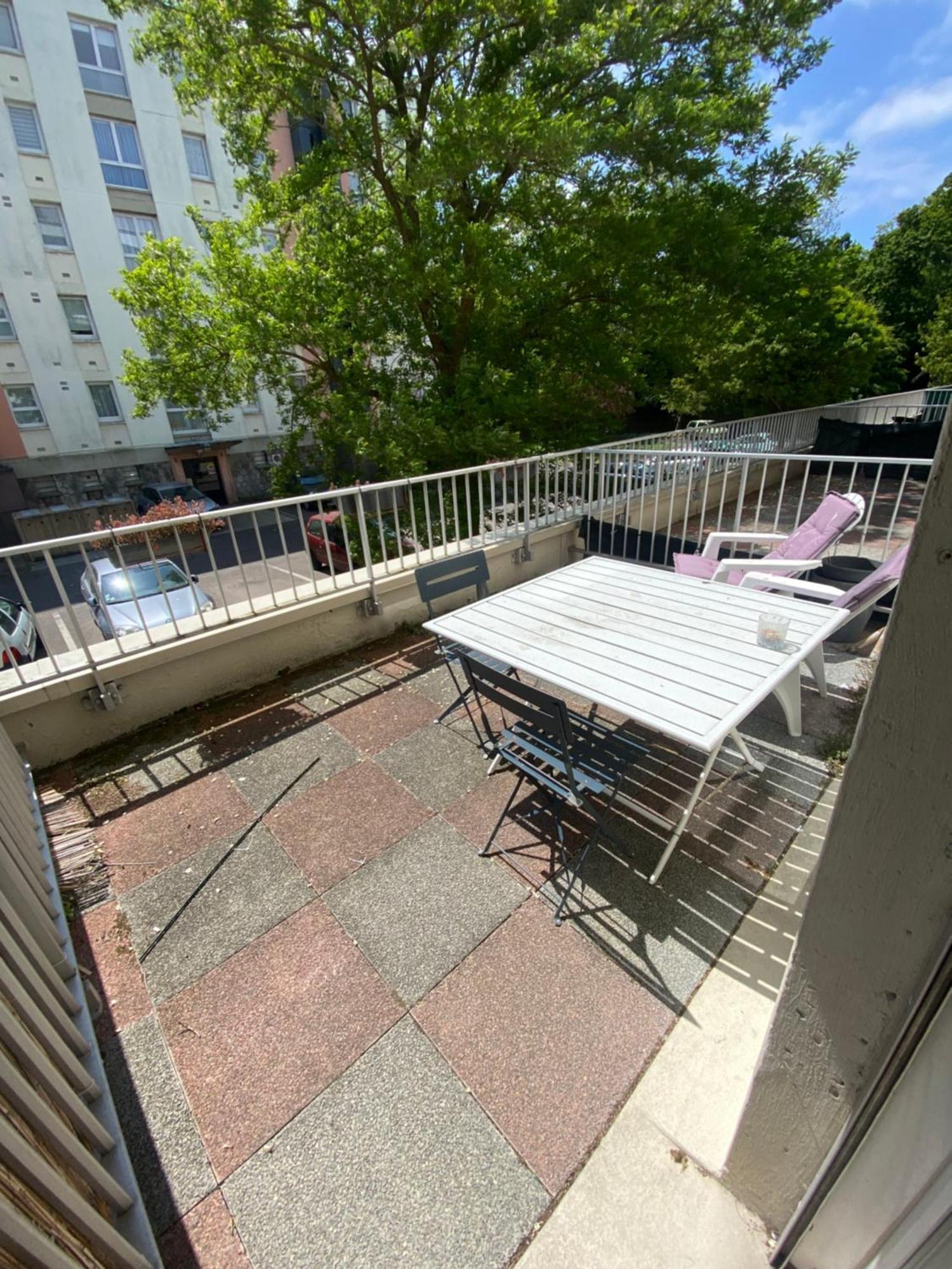 Bel Appartement Avec Parking Et Terrasse Plein Sud Le Havre Esterno foto